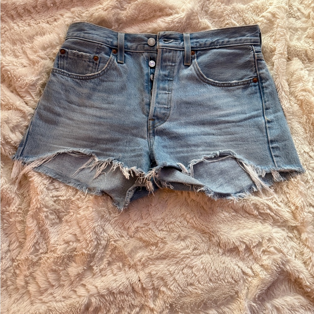 Levi's 501 Light Wash Denim Shorts- 27